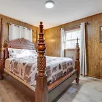 Bear Haven Cabin - Lake, Ac, Pool With Game Room!